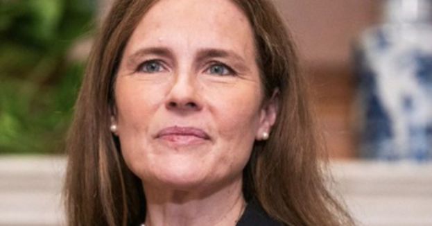 Justice Amy Coney Barrett Is Having An Amazing Week, Personally &amp; Professionally